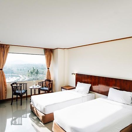 Sinkiat Thani Hotel Сатун Экстерьер фото