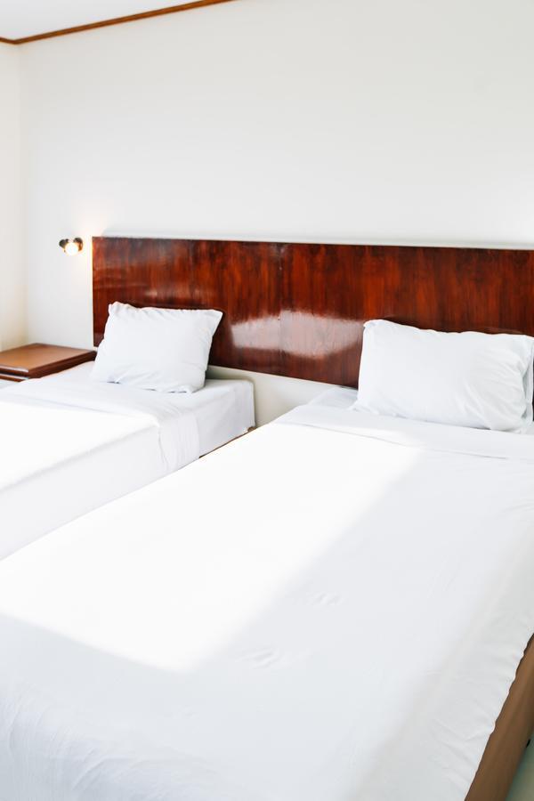 Sinkiat Thani Hotel Сатун Экстерьер фото